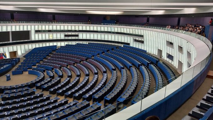 DECOUVERTE DE L HEMICYCLE.jpg